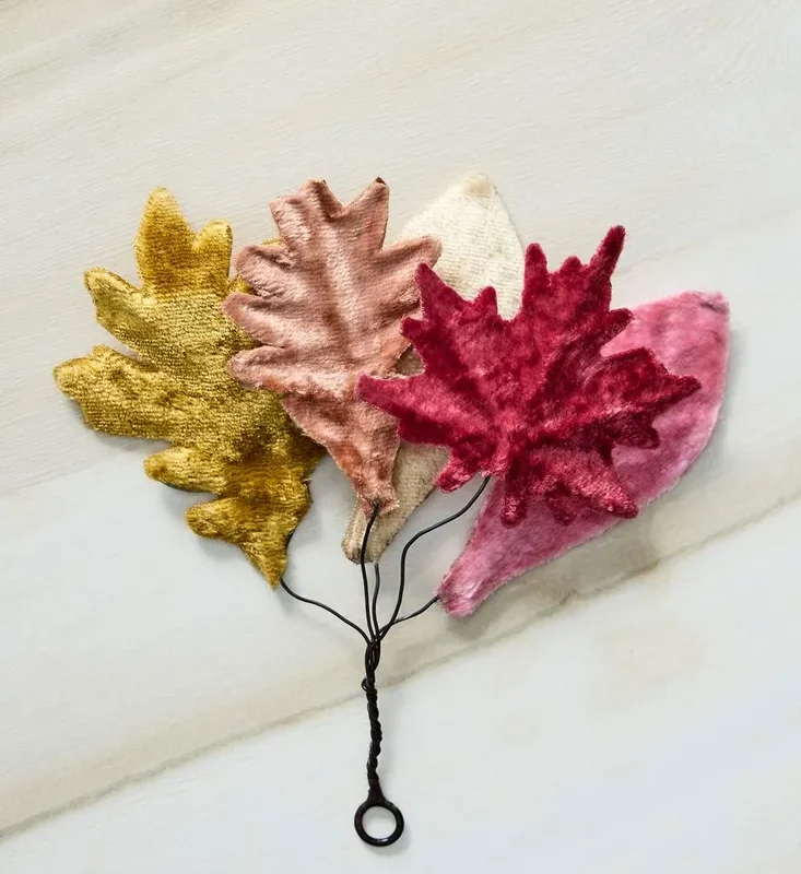 Velvet + Iron Leaves Bunch