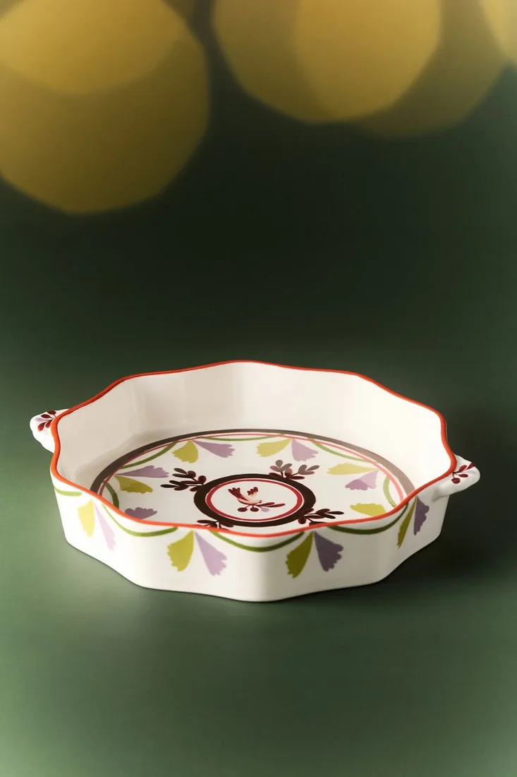 Halisa Stoneware Pie Dish