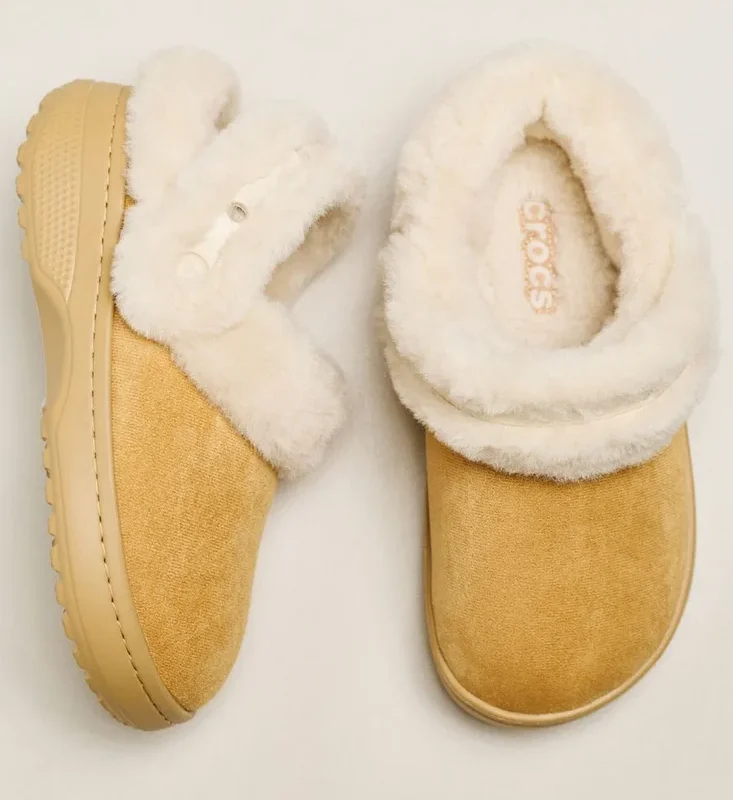 Crocs Unfurgettable Quilted Clogs