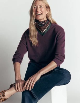 Boden Women's Fay Cashmere Crew Neck Sweater in Purple | Size XS