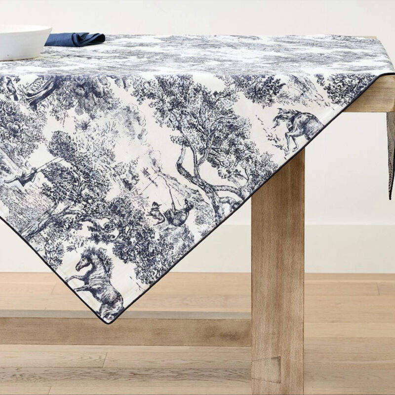 Brandon Maxwell Groveland Toile Reversible Table Throw - Black/White