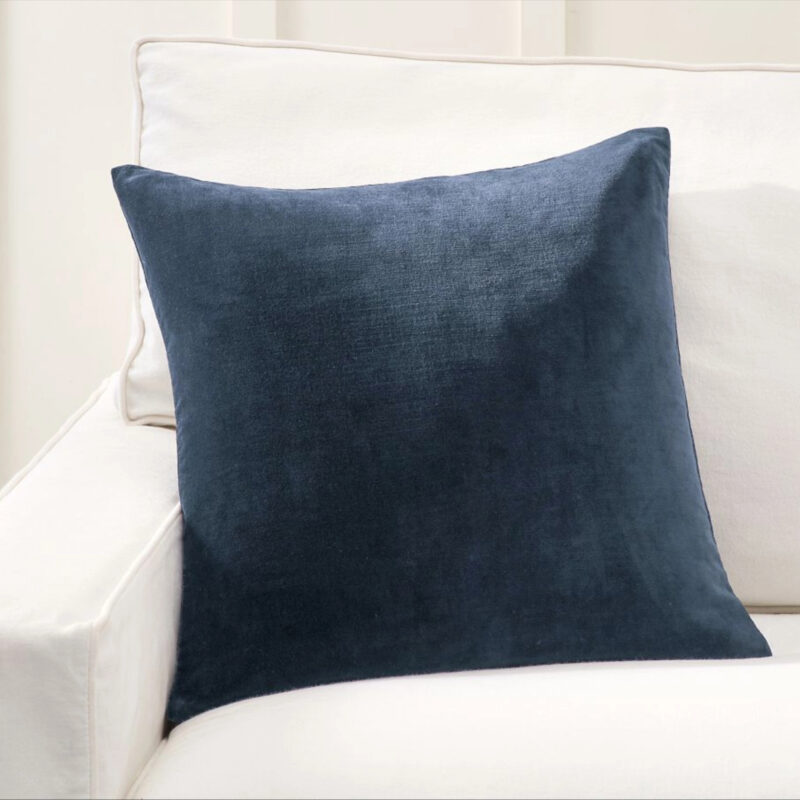 Everywhere Velvet Pillow Cover, Midnight, 20"