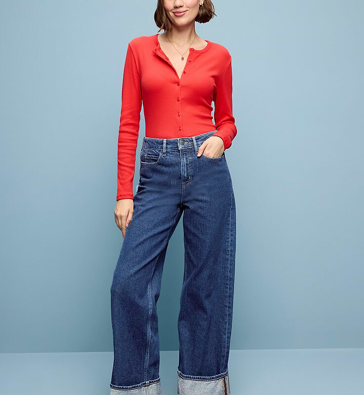 Extra High-Waisted Cuffed Wide-Leg Jeans