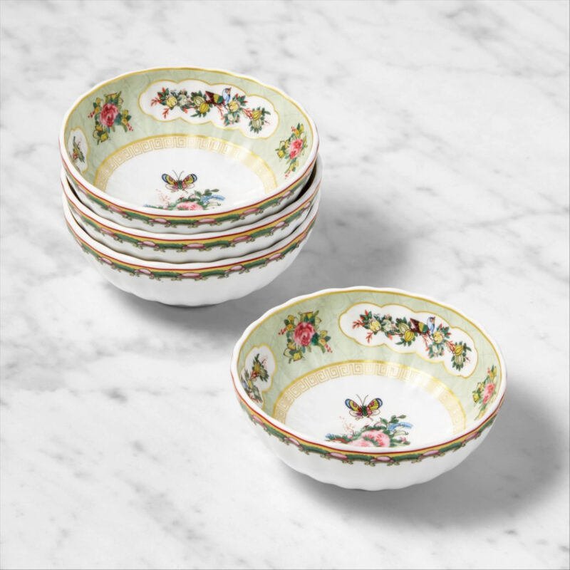 Famille Rose Scalloped Dipping Bowls