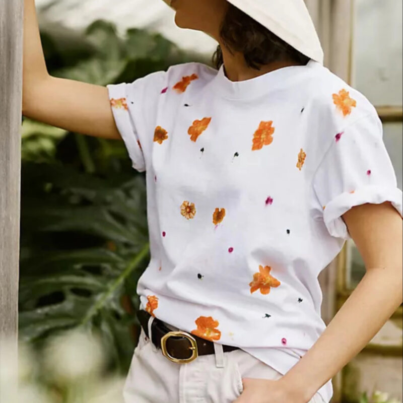 Flower Power T-Shirt in Beige