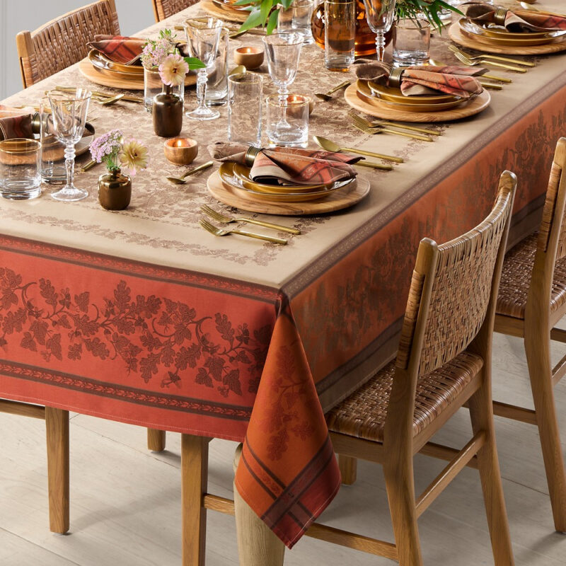 Foliage Jacquard Tablecloth