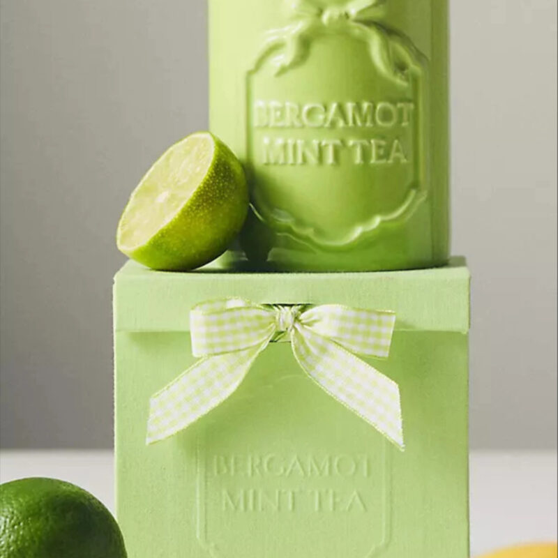 Gingham Bow Fresh Bergamot & Green Tea Ceramic Boxed Candle
