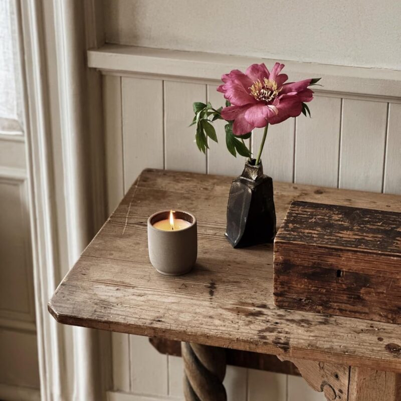 Homecourt by Courteney Cox Luxury Scented Candle, Cipres Mint, 8 oz