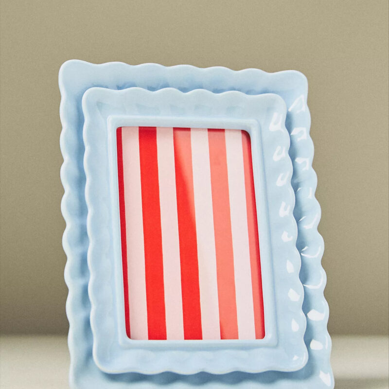 Maeve Scalloped Stoneware Picture Frame