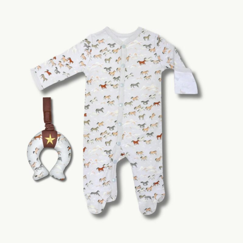 Bamboo Blend Snap Footie & Horseshoe Stroller Toy Set - Wild Horses