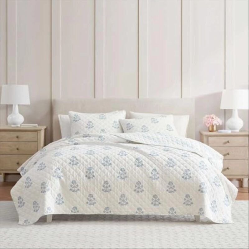 Martha Stewart - Queen Quilt Set, 100% Cotton Reversible Bedding Set, Incredibly Soft Feel for Year Round Comfort, 3 Piece Bed Set with Matching Pillowcases (Flower Block Print Blue)