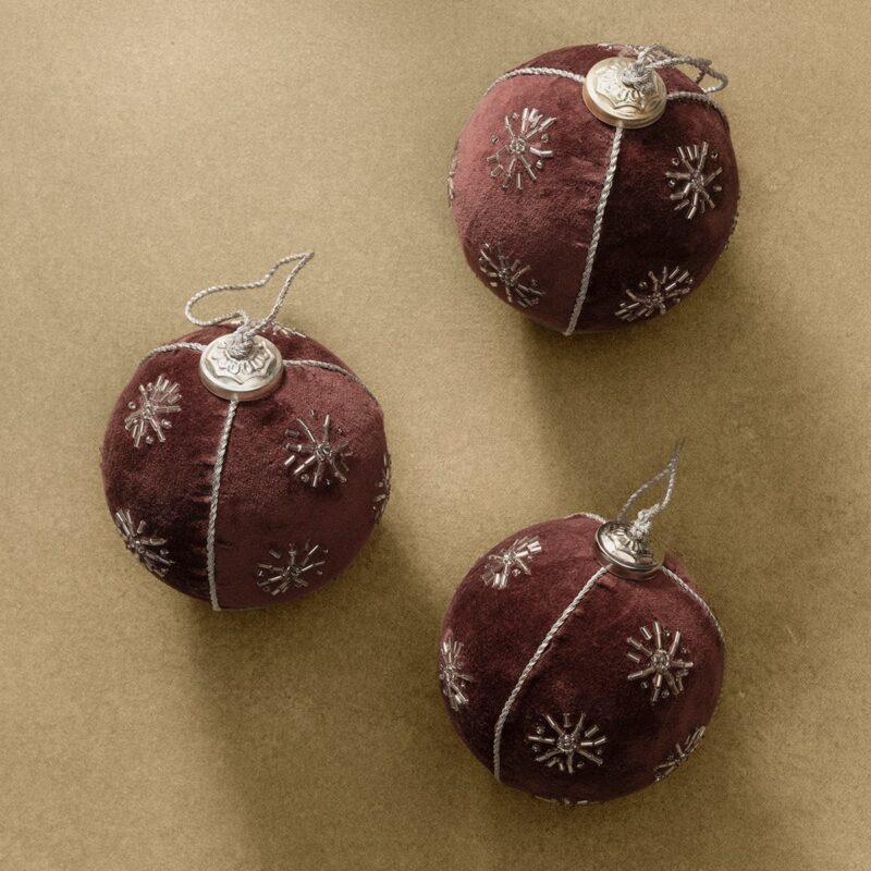 Embroidered 4" Velvet Baubles (Set of 3)