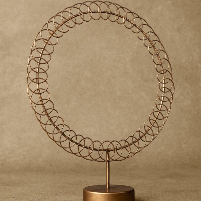 Metal Card Display Wreath