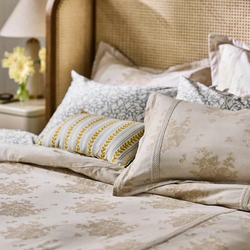 Nadia Cotton Solid Floral Embellished Duvet