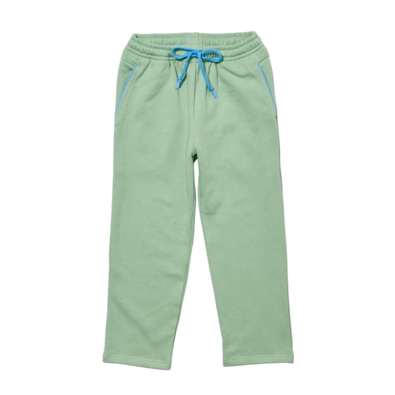 Chris Jogger in Basil Oso & Me