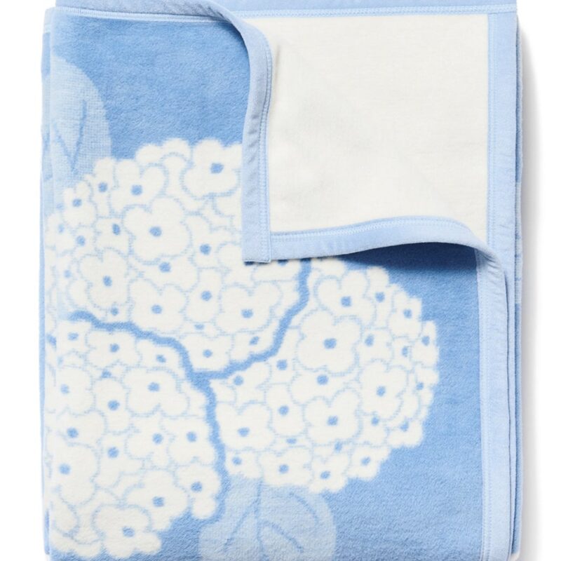 Hydrangeas Bluebell Blanket ChappyWrap