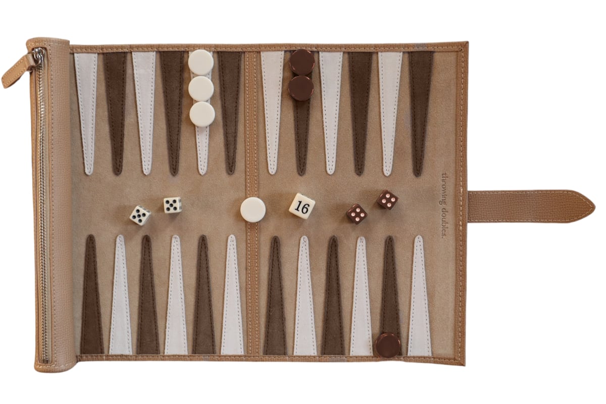 Travel Byron Backgammon Board Throwing Doubles