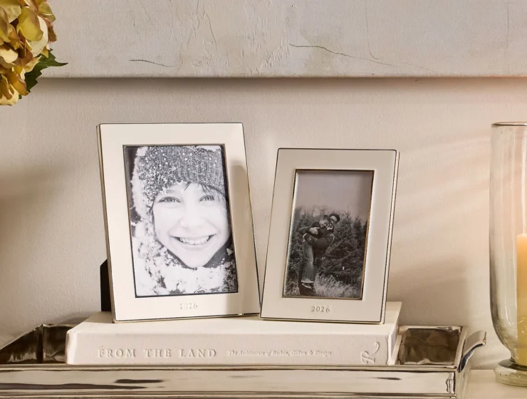 2026 Dated Enamel Frame