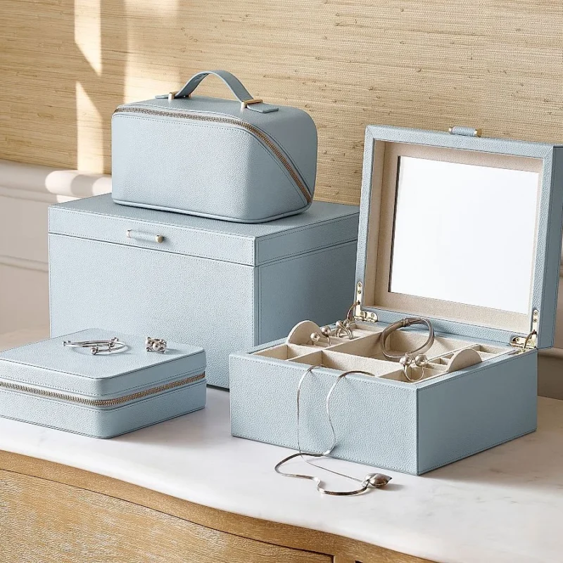 Quinn Large Jewelry Box