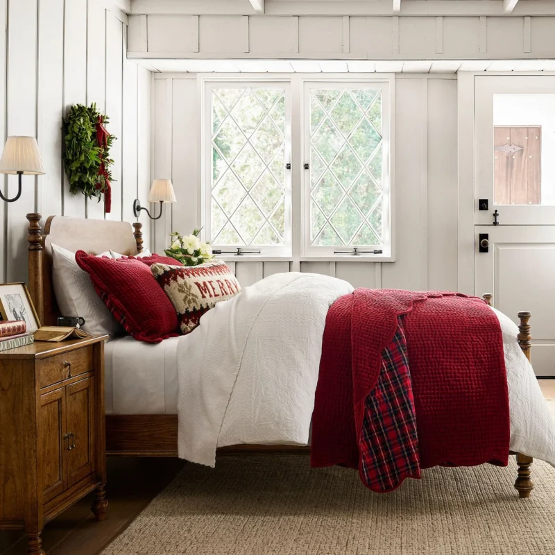 Velvet Scalloped Stewart Plaid Reversible Quilt