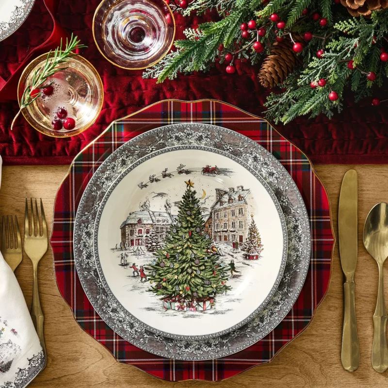 Vintage Christmas Stoneware Dinner Plates - Set of 4