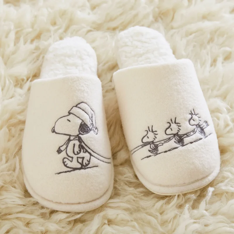 Peanuts™ Slippers