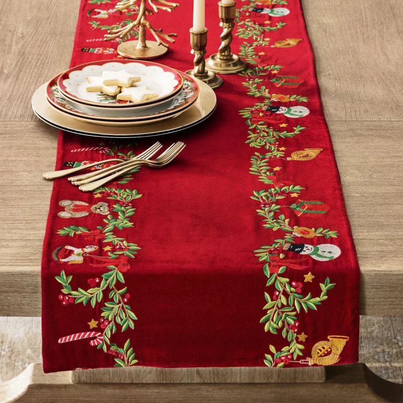 Nostalgic Christmas Icon Velvet Table Runner