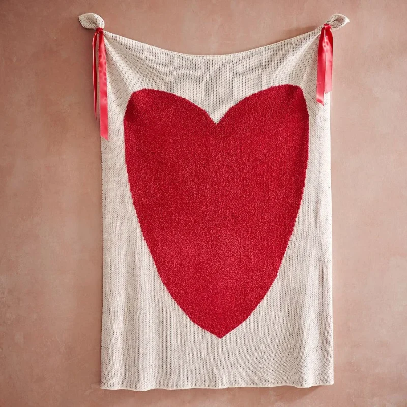 Big Heart Jacquard Throw