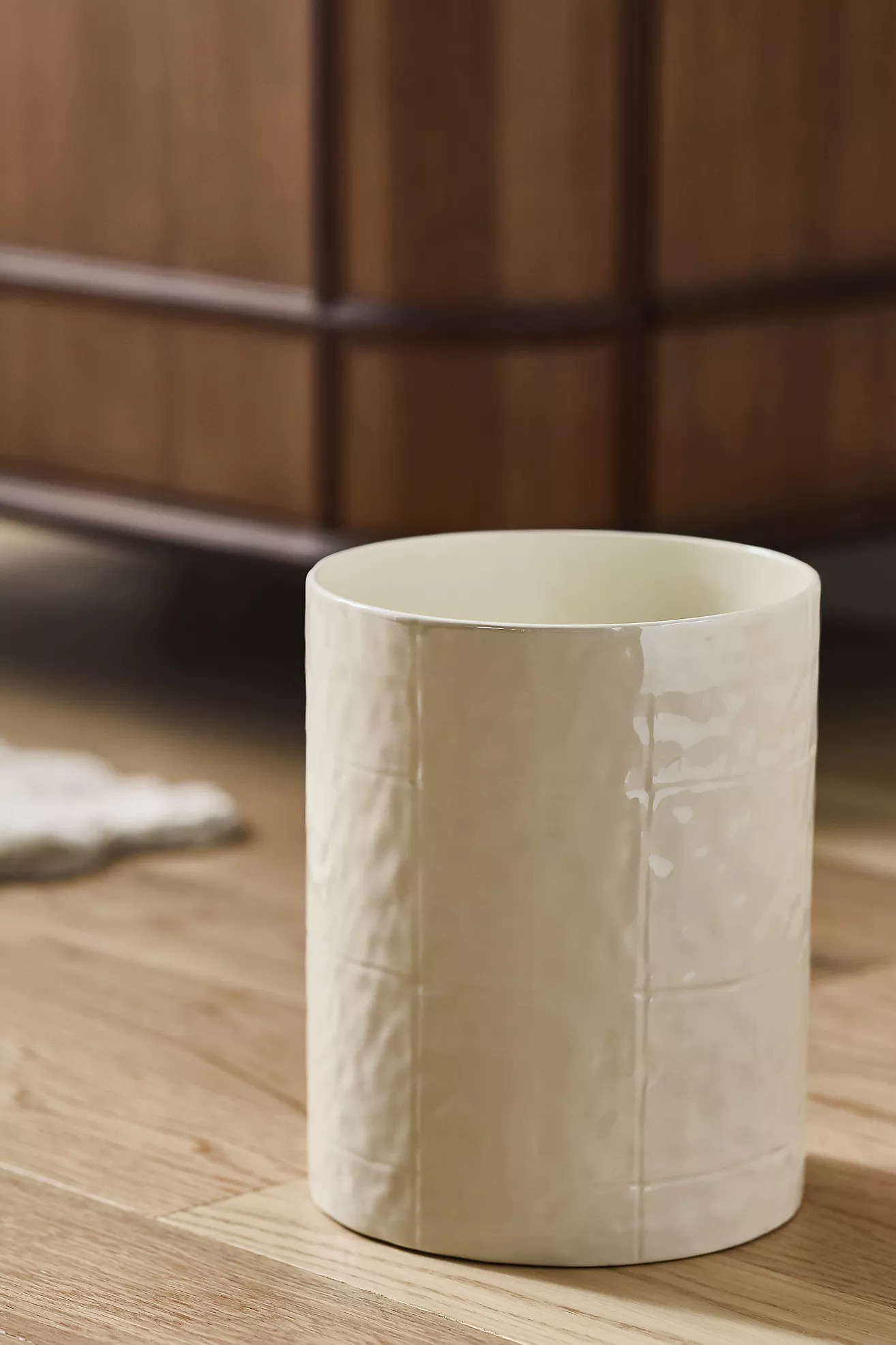 Perla Pearl Wastebasket