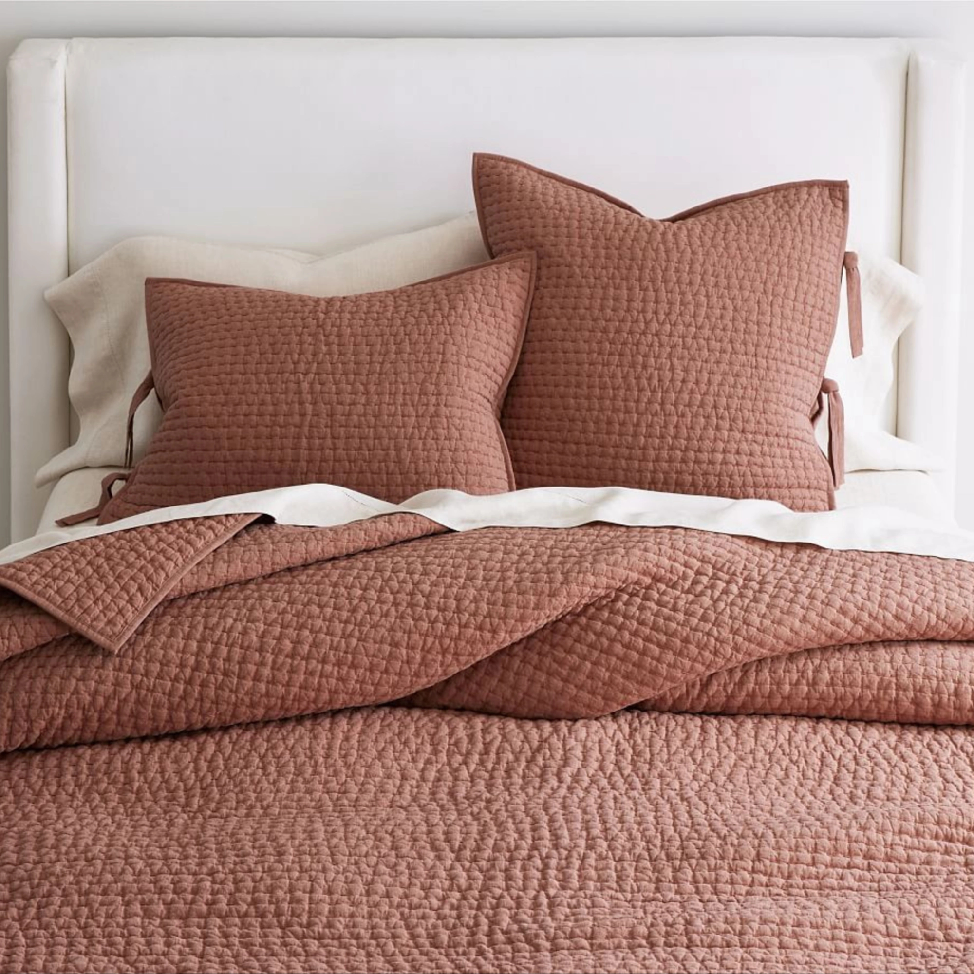 Pick-Stitch Handcrafted Cotton Linen Quilt, Brick, King/Cal. King