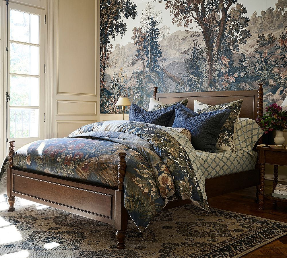 Pottery Barn Kravet Folly Scenic Duvet Cover