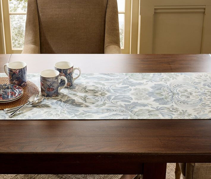 Pottery Barn Kravet Harvest Grove Cotton/Linen Table Runner