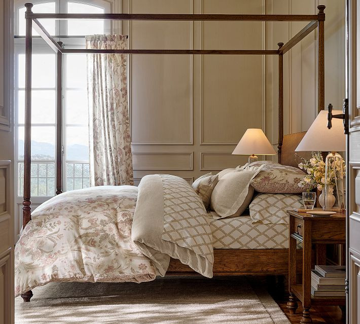 Pottery Barn Kravet Meadow Bouquet Collection: Our Favorite Pieces