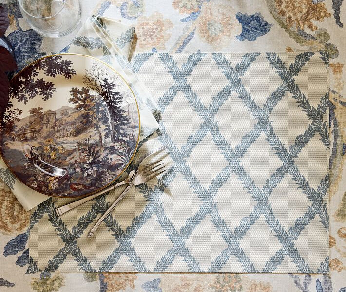 Pottery Barn Kravet Woodland Scroll Chilewich Vinyl Placemats - Set of 4