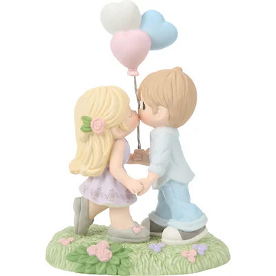 Precious Moments Couple Holding Hearts Balloons Figurine 6.65 Inch