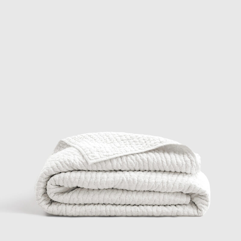 Quince | European Linen Cotton Stitch Quilt in White, Size Full/Queen