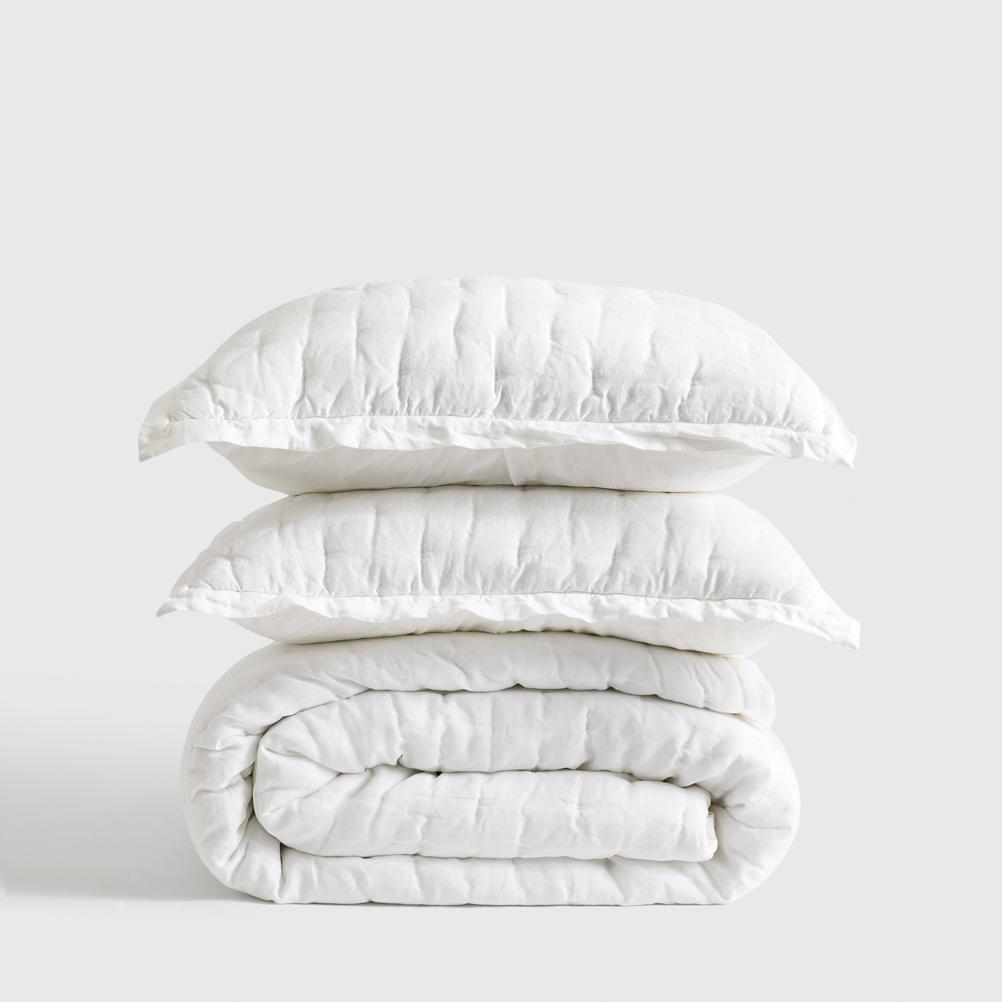 Quince | European Linen Dream Quilt Set in White, Size Twin