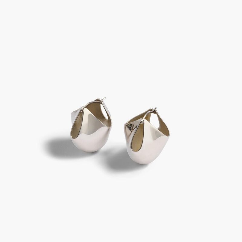 Medium Lotus Earrings in Silver – Khaite