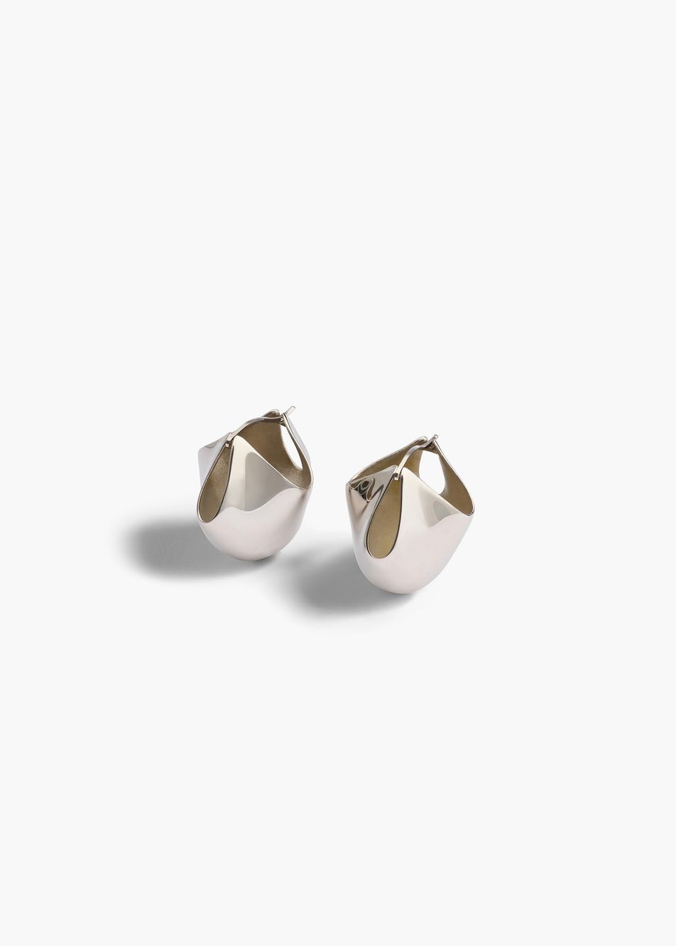 Medium Lotus Earrings in Silver – Khaite