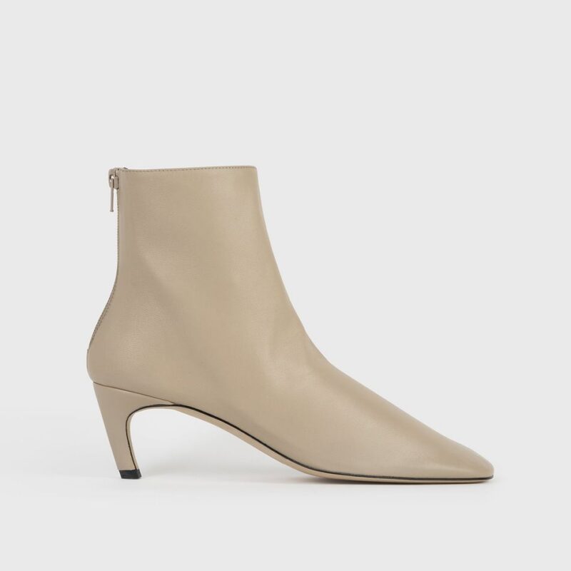 Soft nappa ankle boots chai – Toteme - INT