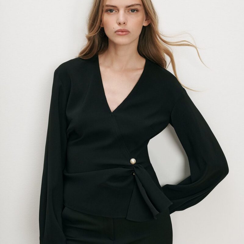 Drew Brooch Blouse – Veronica Beard