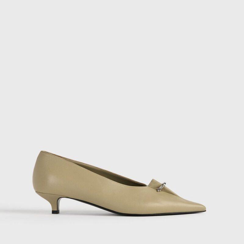 Pierced nappa pumps cashew – Toteme - INT