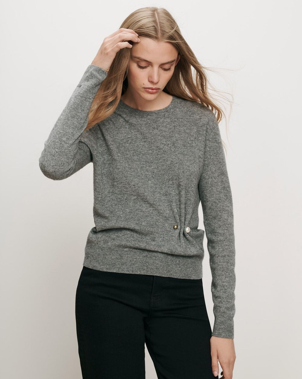 Frankie Brooch Pullover – Veronica Beard