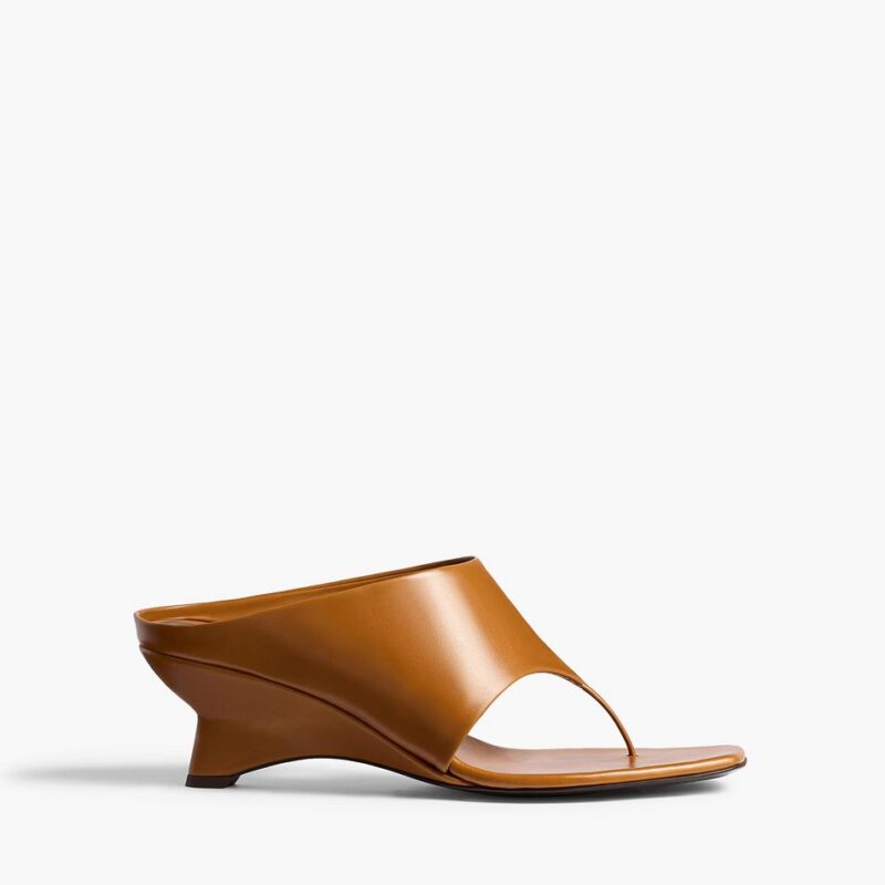 Marlow Mule in Cuoio Glazed Leather – Khaite