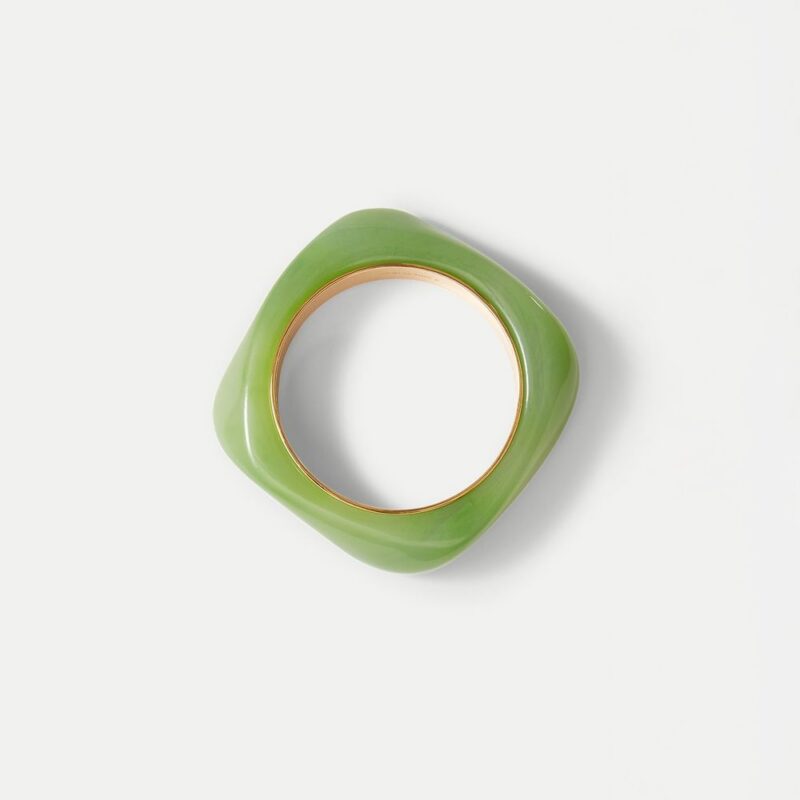 Sculpted Resin Bangle – Veronica Beard