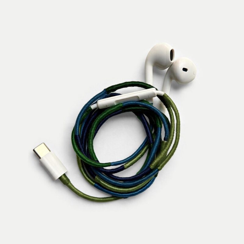 Color Block Hand-Wrapped Earphones – Veronica Beard