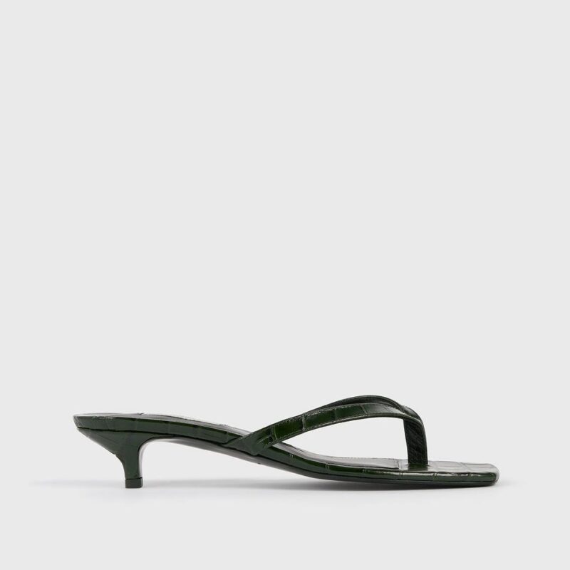 Croco-embossed heeled flip flops dark green – Toteme - INT