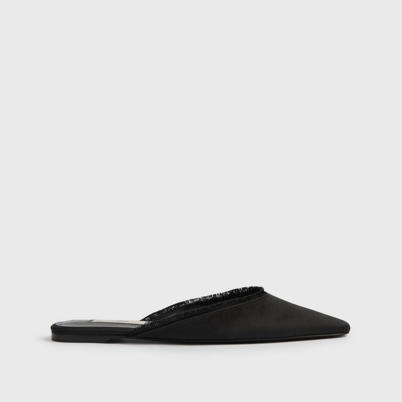 Frayed satin lounge slippers black – Toteme - INT