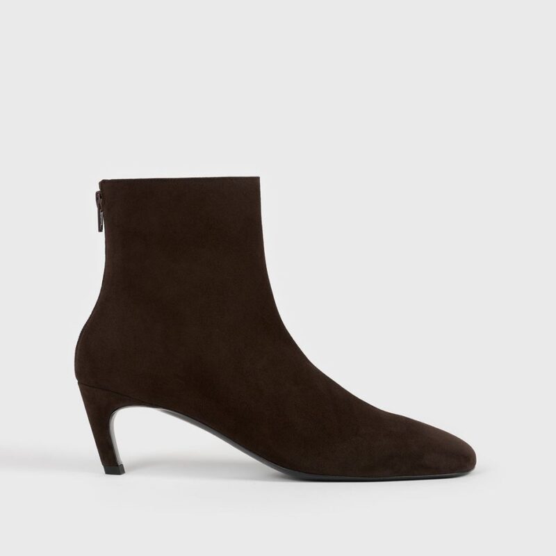Soft suede ankle boots brown – Toteme - INT