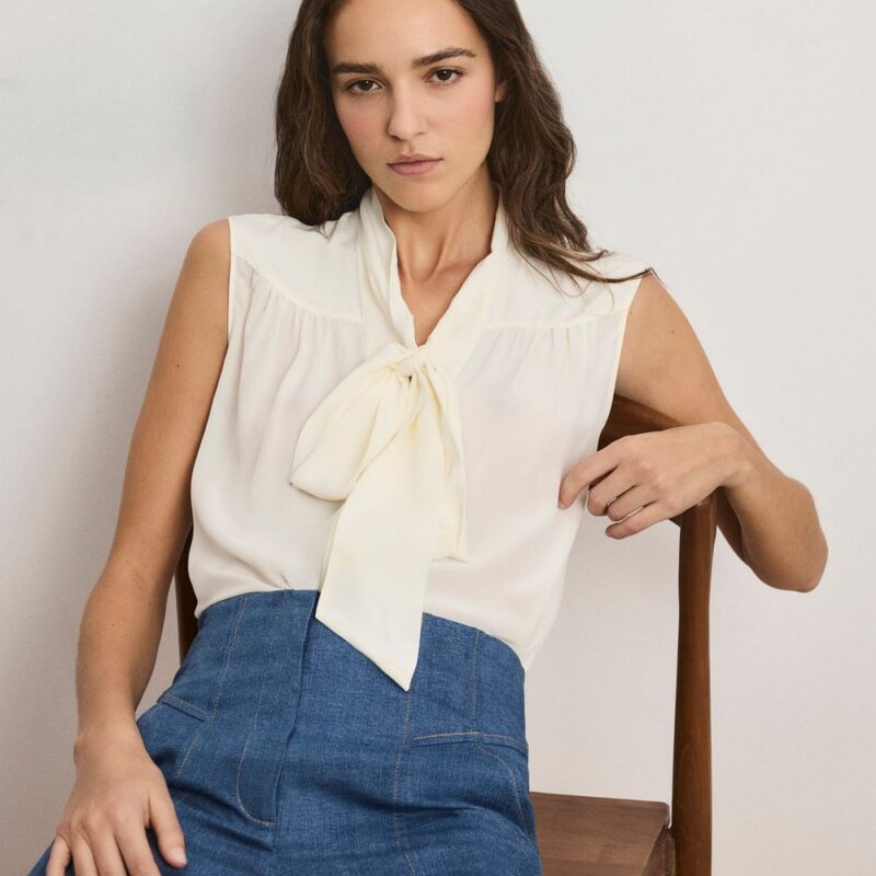 Magnolia Tie-Neck Blouse – Veronica Beard